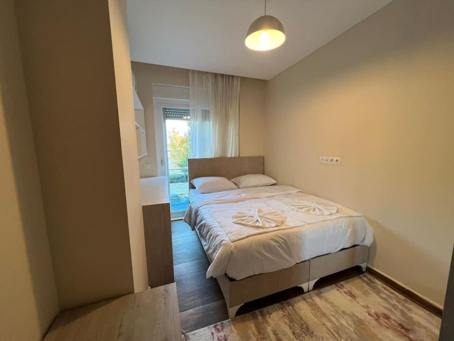 Merkezi, Sik, Denize 3 Km Kueltuer Kafeler Cad. 2 Dk '13' Daire Antalya